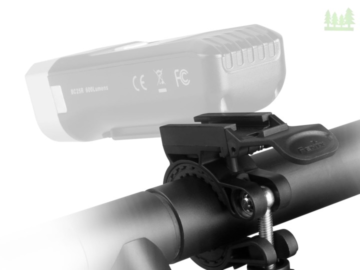 Lampa rowerowa Fenix BC25R-4 212