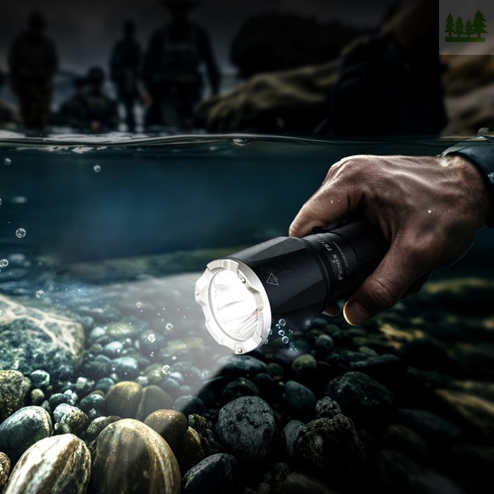 Latarka taktyczna LED Fenix TK17-4 3076 