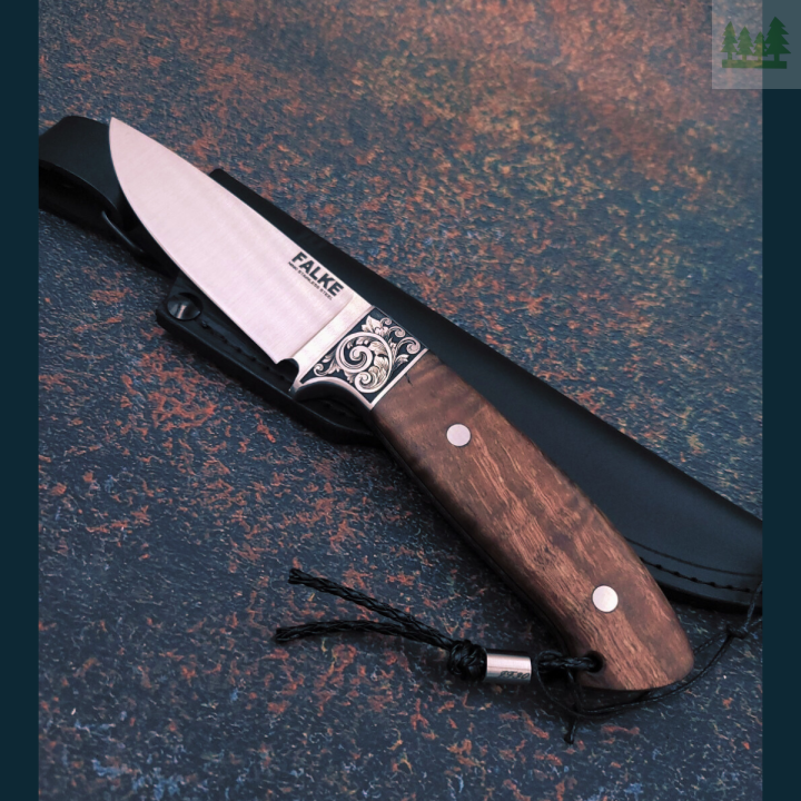 Falke JF30 – rękojeść ze stabilizowanej olchy z wzmocnieniem G10, detal bolstera nierdzewnego z grawerem arabeski, nóż myśliwski handmade