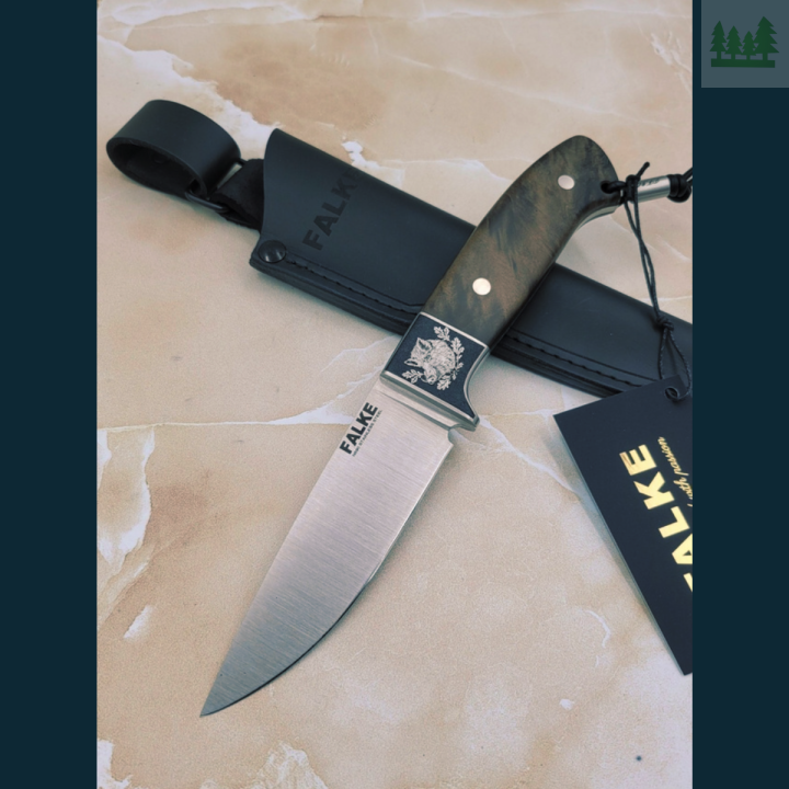 Falke JF30-2 – ręcznie wykonany nóż myśliwski ze stali N690 o twardości 61 HRC, prezentowany z czarnym skórzanym futerałem. Idealne połączenie tradycji i funkcjonalności