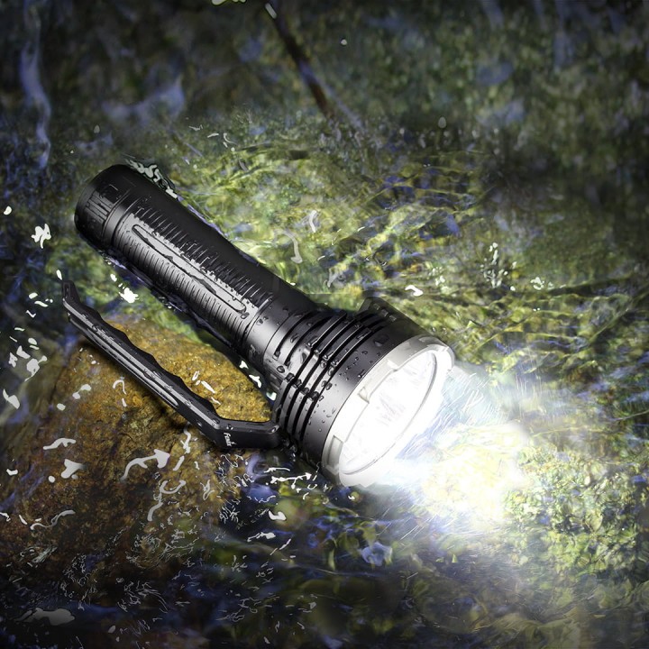Latarka LED Fenix LR80R-5 118