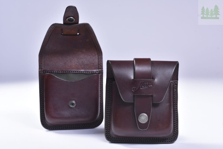 Skórzane etui Majos do lasu – na dokumenty i naboje | Polski produkt