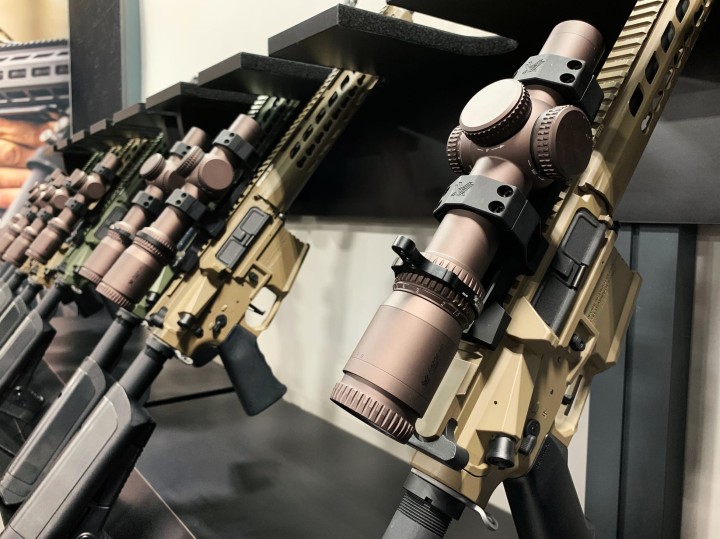 Luneta celownicza Vortex Razor III HD 1-10x24 FFP 34 mm AO EBR-9 MOA/MRAD-17 1620  | 33499